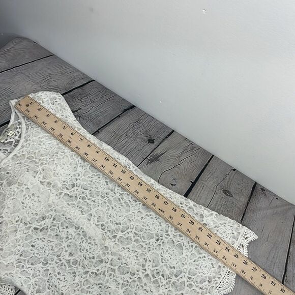 Umgee Lace Top Womens Scalloped Hem Boho Top size Small Ivory White - Picture 14 of 14